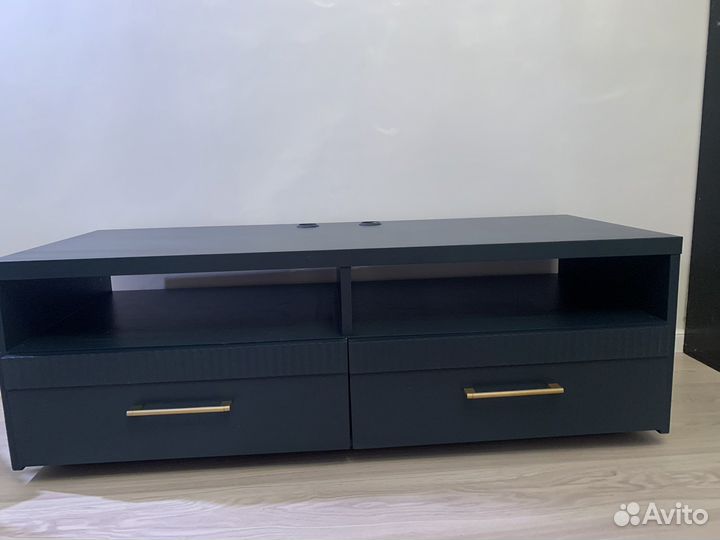 Тумба под телевизор