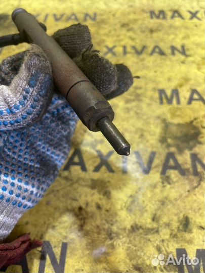 Форсунка Mercedes Sprinter 904 2.9 OM602 2000