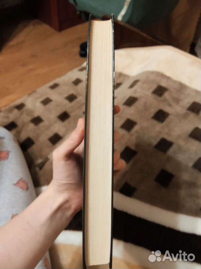 Книга, роман Винсента Килпастора «Школа стукачей»