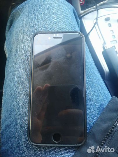 Телефон iPhone 6s