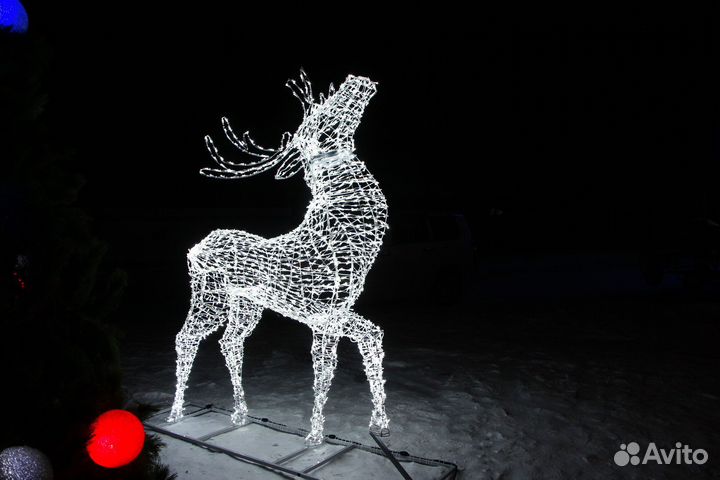 Световая фигура, олень уличный