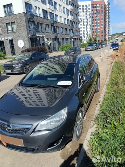 Opel Astra 1.6 AT, 2011, 270 000 км