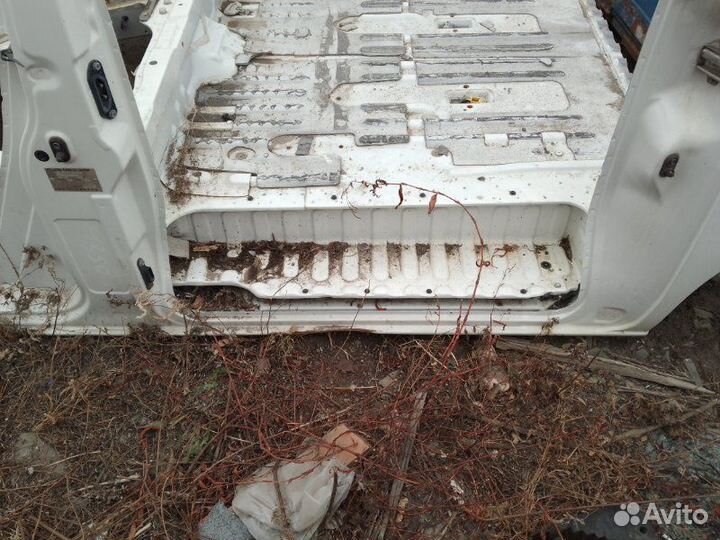 Порог кузова передний левый Toyota Town Ace/Lite