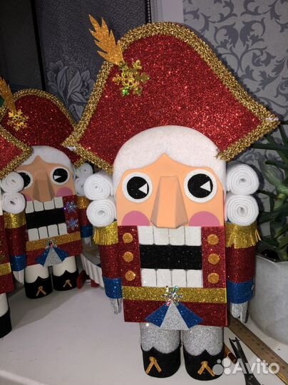 Поделка Щелкунчик (40 см )