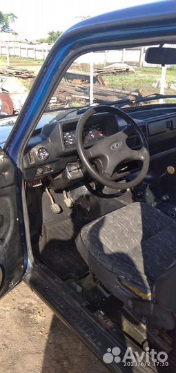 LADA 4x4 (Нива) 1.7 МТ, 1998, 213 000 км