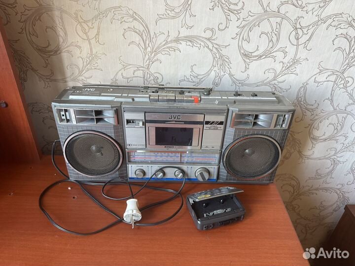 Магнитофон