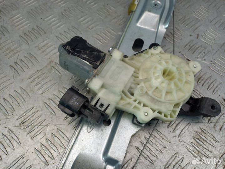 Стеклоподъемник электр. задний левый Ford Focus 3