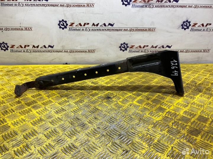 Кронштейн крыла Man Tgl Tgm