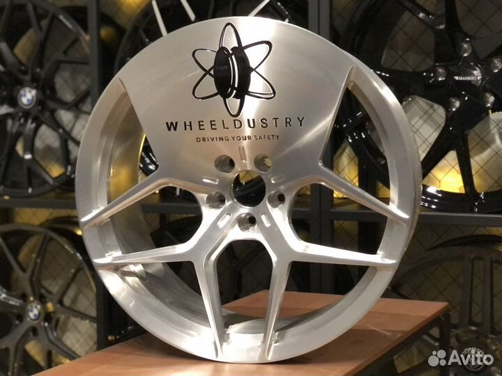 Кованые диски R20 для Jeep Wrangler Rubicon