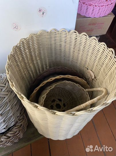 Корзина из ротанга