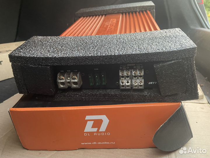 Автомобильный усилитель 4 канала