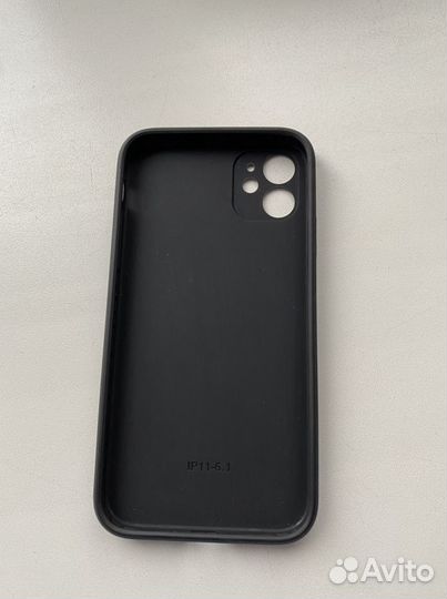 Чехол на iPhone 11