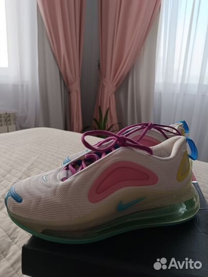 Кроссовки nike женские