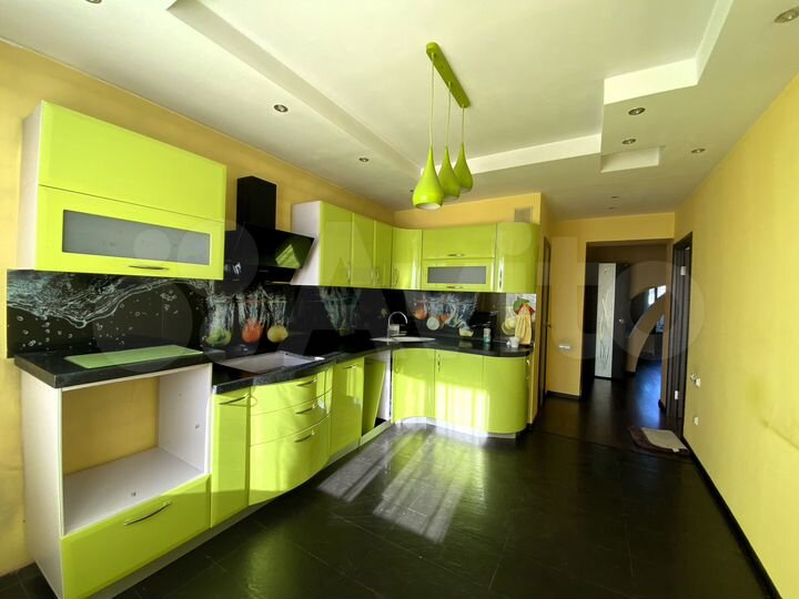 3-к. квартира, 83,7 м², 9/10 эт.