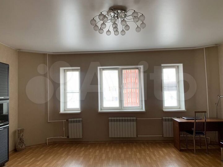 3-к. квартира, 118 м², 6/6 эт.