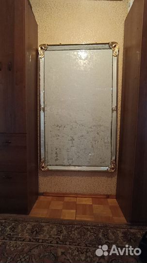 Зеркало настенное большое