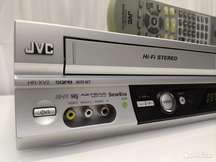 Hi-Fi Stereo видеомагнитофон JVC HR-XV2