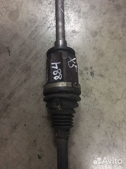 Привод передний правый бмв BMW х5 x5 e70 е70