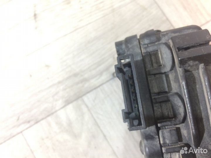 Педаль газа Volkswagen Passat B5