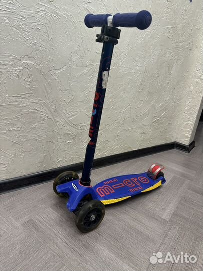 Самокат Micro Maxi Deluxe