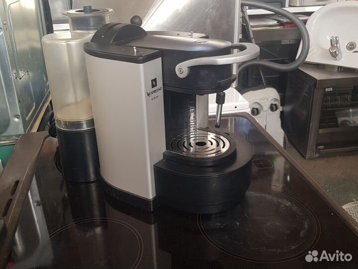 Кофемашина nespresso