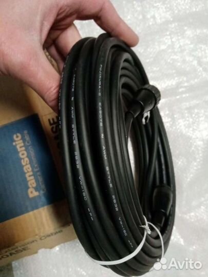 Кабель для видекамеры