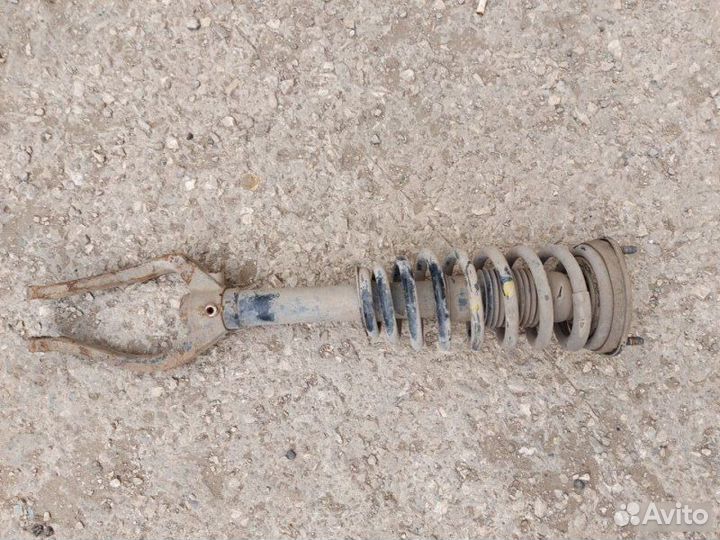 Стойка передняя Hyundai Sonata 5 G4GC