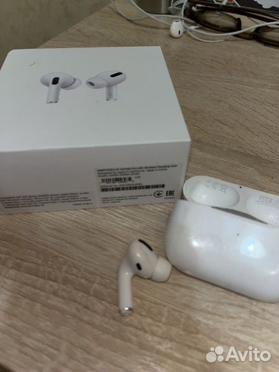 Наушники airpods pro 1 Левый / оригинал