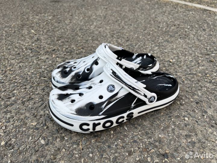 Crocs