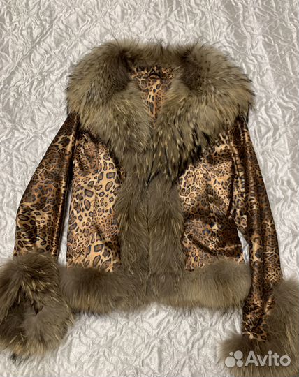 Джинсовая куртка с мехом женская 42-44