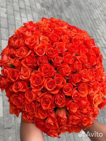 Шикарные морковные розы,Доставка цветов