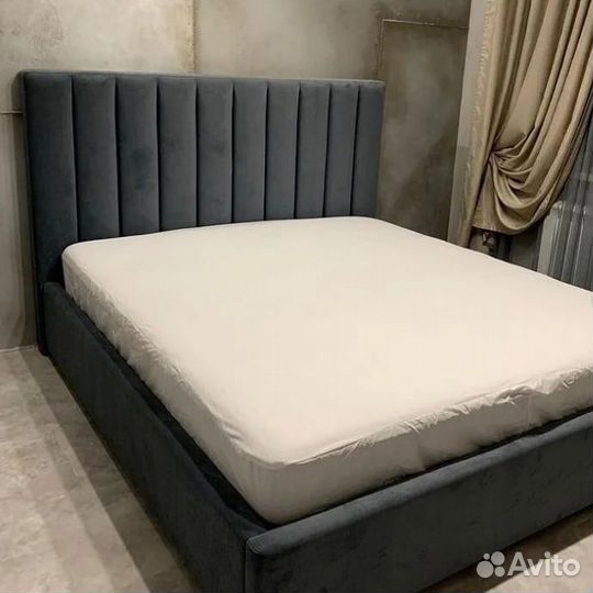 Интерьерная кровать Велюр