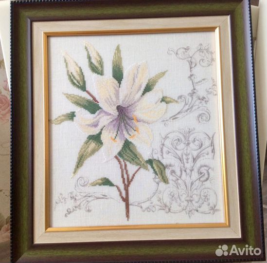 Вышитые картины крестиком на льняной ткани 