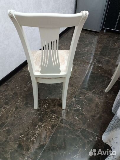 Стулья