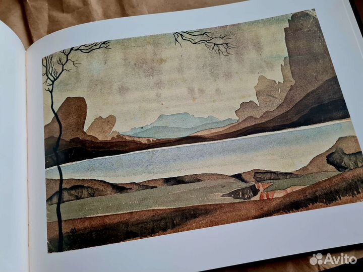 Книга по искусству. Акварели М. Волошина