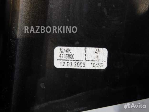 Накладка двери передней правой