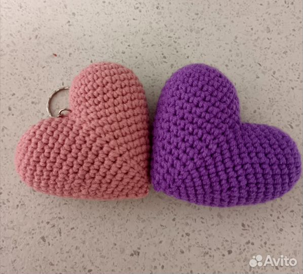 Вязаная игрушка брелок