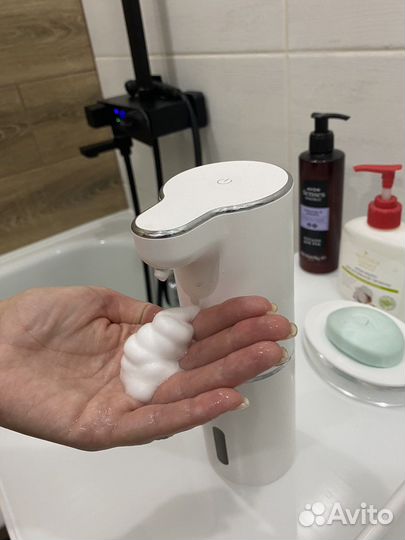 Автоматический диспенсер для мыла