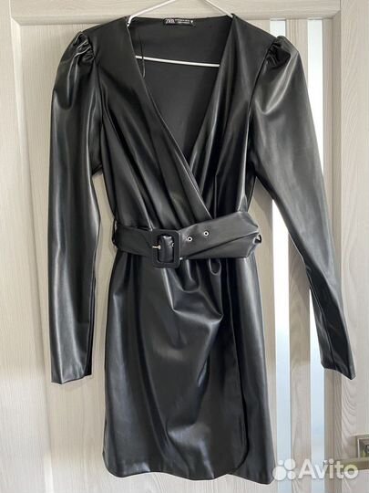 Кожаное платье zara xs