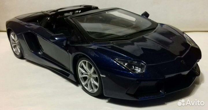 Lamborghini aventador roadster