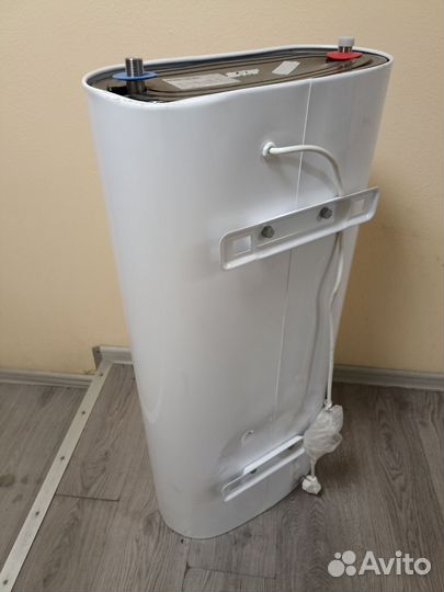 Водонагреватель Electrolux EWH 50 Royal Flash