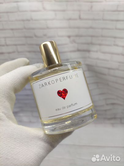 Zarkoperfume sending love