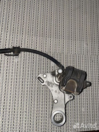 Задний суппорт в сборе Honda cbr 600 rr 2011г