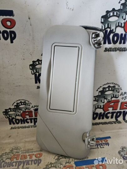 Козырек солнцезащитный передний левый Peugeot 307