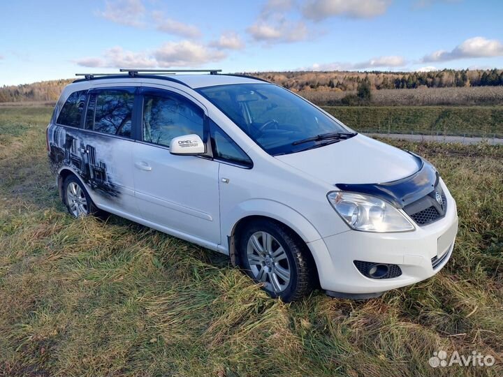 Opel Zafira 2.2 AT, 2011, 236 000 км