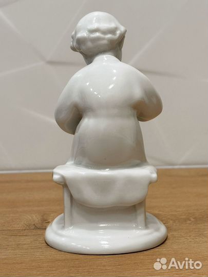 Статуэтка Юный Ленин лфз