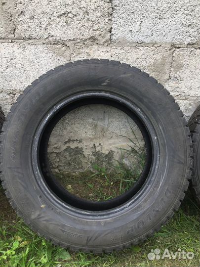 Dunlop Grandtrek Ice 02 215/65 R16