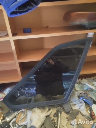 Стëкла маленькие задние боковые 2114