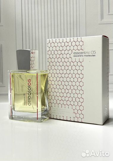 Духи Esscentric Molecule 05