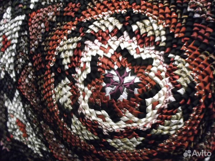 Ковер круглый(диаметр 1,4 метра).Ручная работа